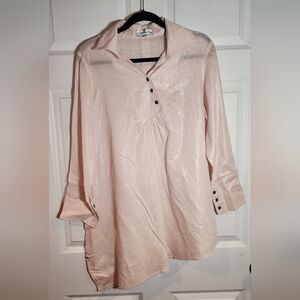 Ania A Vintage Shimmery Light Pink Asymmetrical Button Back Blouse M